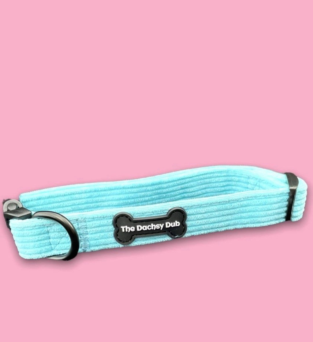 The blue cord collar
